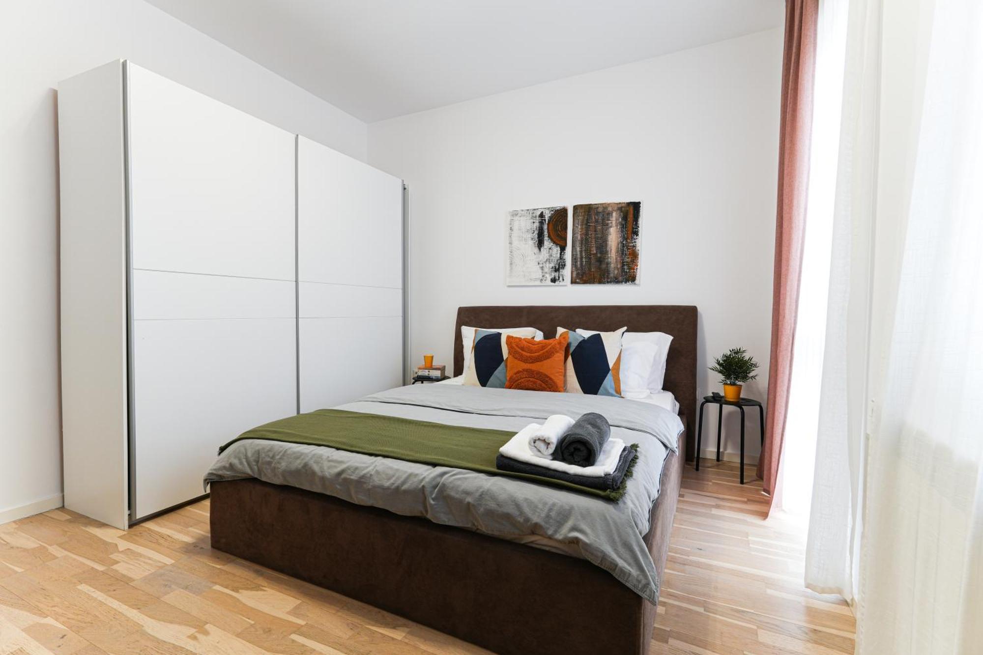 Amalia - Quiet 1Br Apartment With Parking & Wi-Fi Bukareszt Zewnętrze zdjęcie