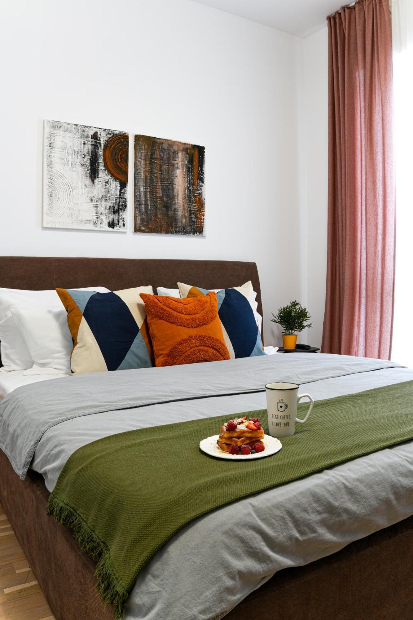 Amalia - Quiet 1Br Apartment With Parking & Wi-Fi Bukareszt Zewnętrze zdjęcie